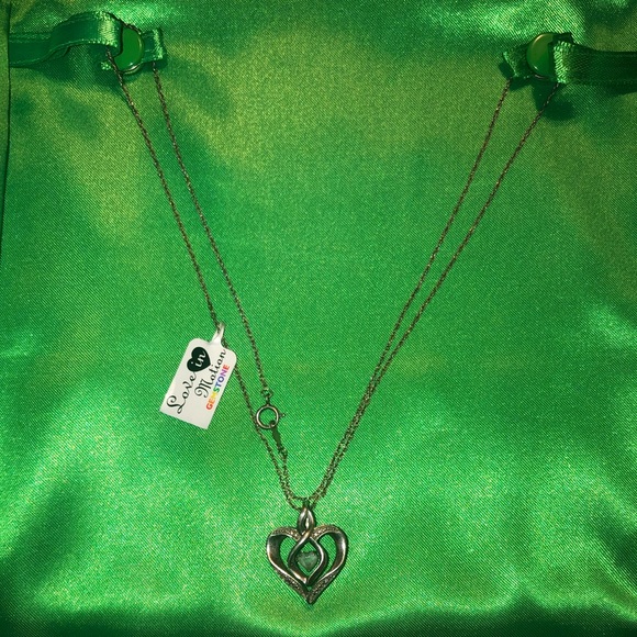 Aquamarine Heart pendant necklace 💙 - Picture 3 of 4